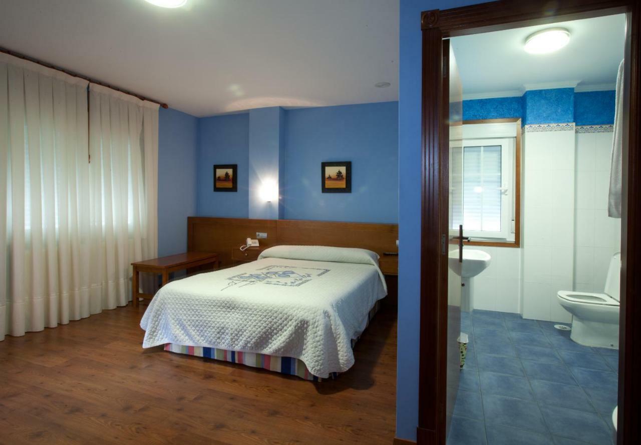 Hotel Terranova Oza de los Ríos Екстериор снимка